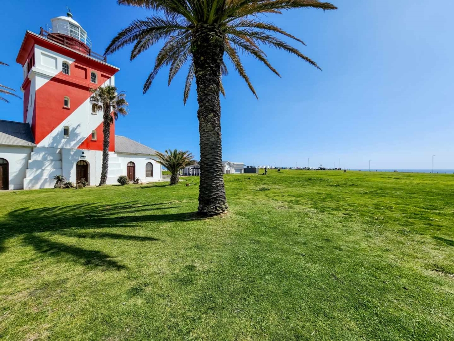 2 Bedroom Property for Sale in Mouille Point Western Cape